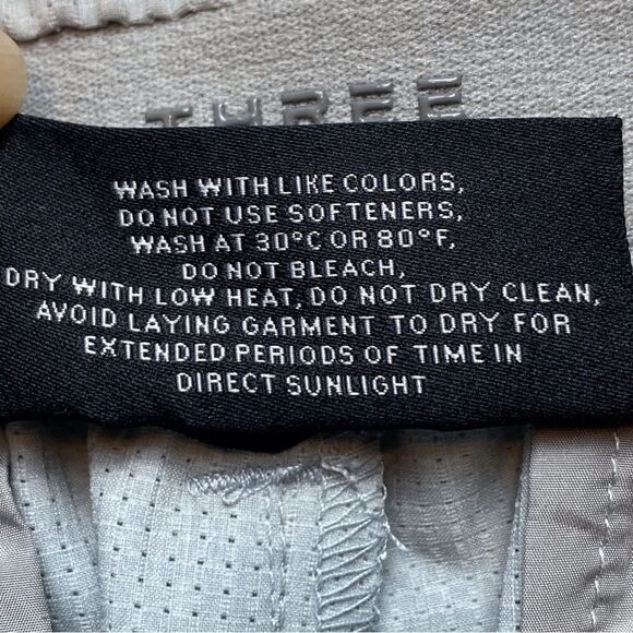 Three Sixty Six Light Gray Shorts Size 28 - Picture 5 of 10